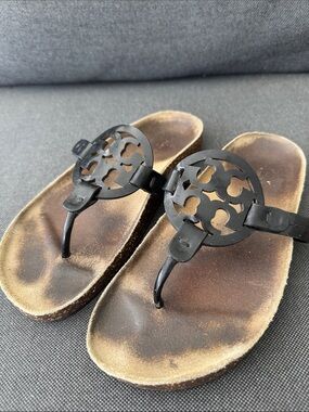 Tory Burch Cloud Walkers Logo Sandals Sz 6.5 Black Tan Preppy Summer Resort